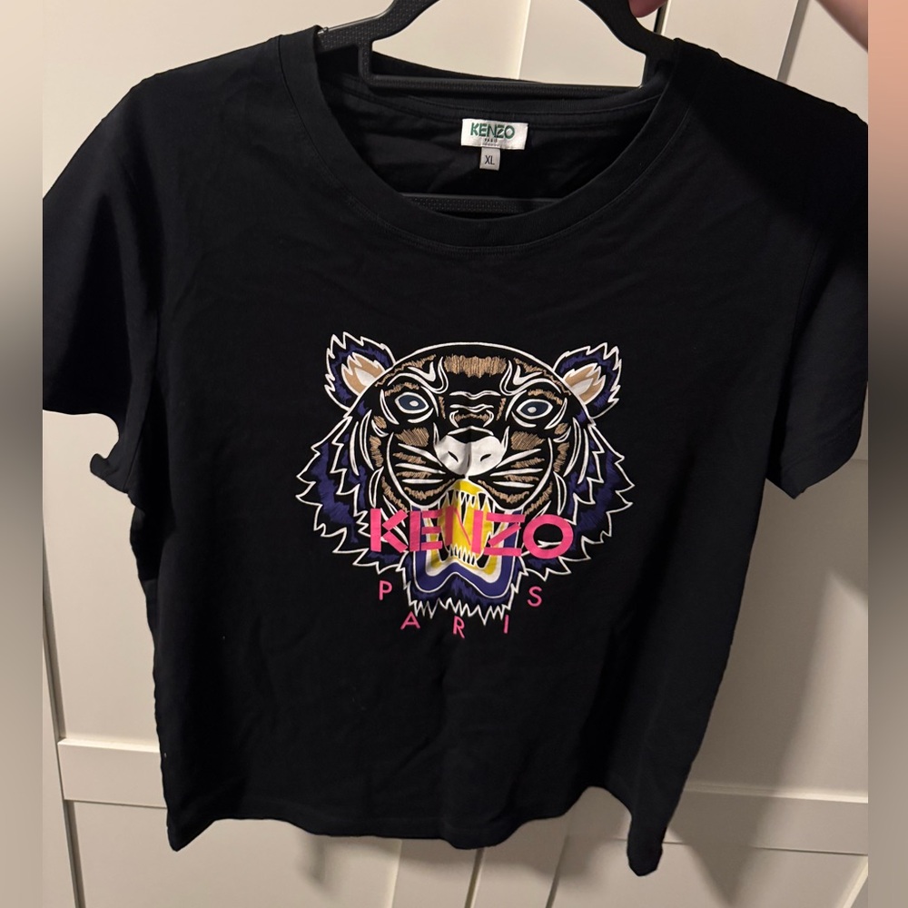 Kenzo Black Short Sleeve Tee with Iconic Tiger Design